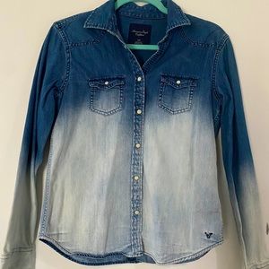 American Eagle Ombré Jean Shirt S